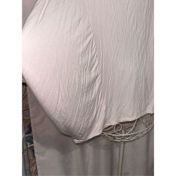 BEAUTIFUL IC Collection Triangle Tunic Top cream/white colored Sz Medium Blouse - Picture 6 of 9